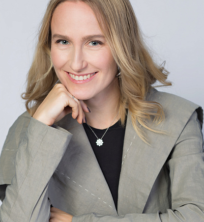 Елена Генс